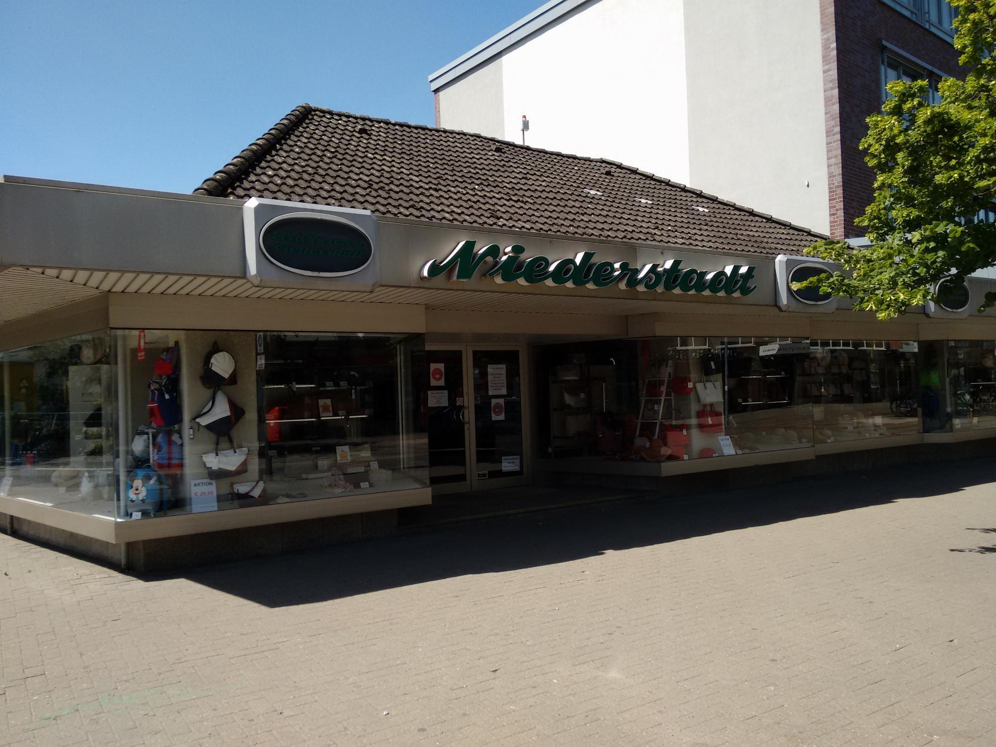 Lederwaren Niederstadt in Hamburg-Rahlstedt